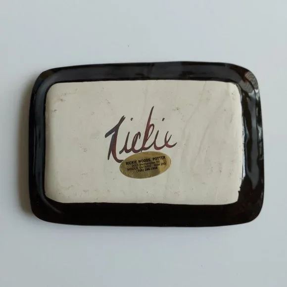 Beautiful Rectangular Pottery Tray - Picture 9 of 12